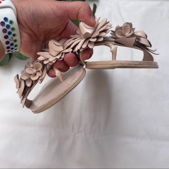 Sophia Webster Lilico Patent Floral Slide Sandal - Picture 6 of 10